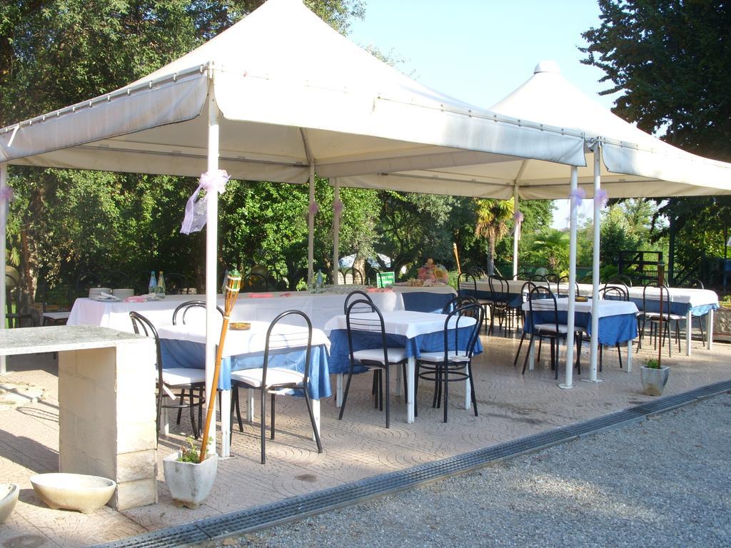 Al Castello Bed And Breakfast Cornate d'Adda Exterior photo
