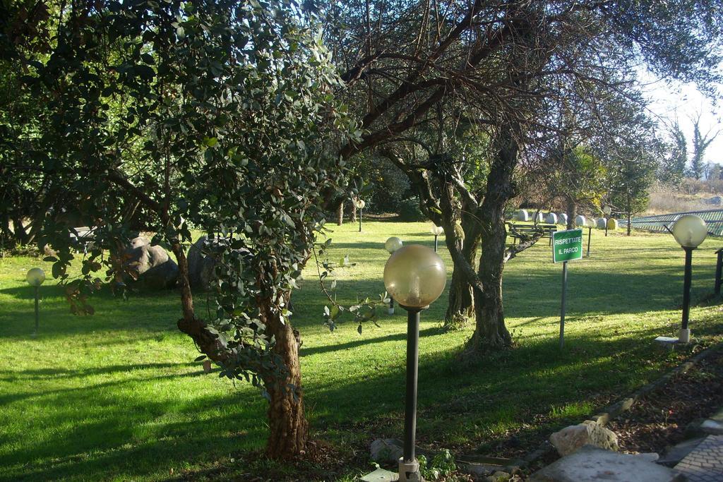 Al Castello Bed And Breakfast Cornate d'Adda Exterior photo