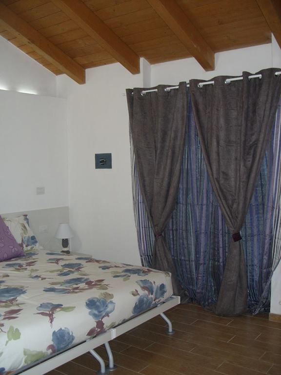Al Castello Bed And Breakfast Cornate d'Adda Exterior photo
